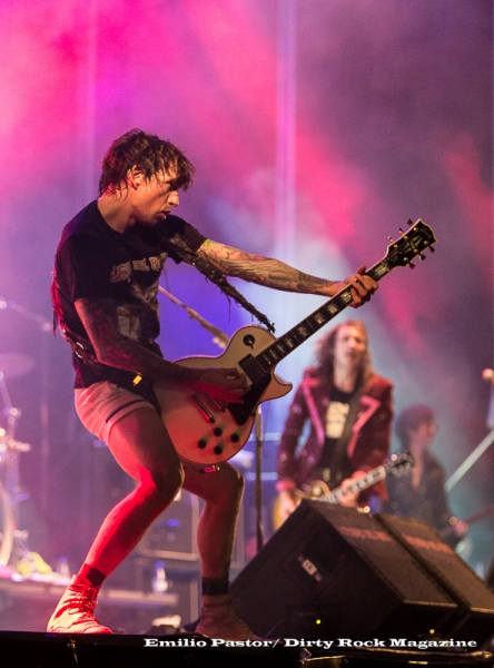 the darkness en el Leyendas del Rock 2015