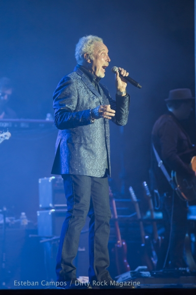 tom jones-IM6A7317-2 tom jones-IM6A7317-2