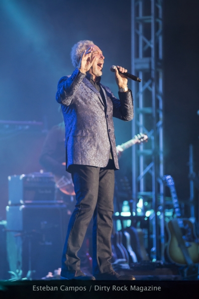 tom jones-IM6A7330