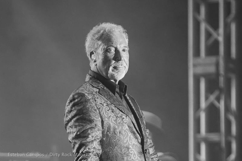 tom jones-IM6A7339_007 tom jones-IM6A7339_007