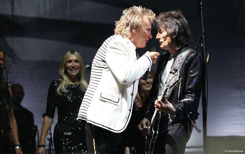 Faces se vuelven a reunir con Rod Stewart, Ronnie Wood, y Kenney Jones concierto benéfico