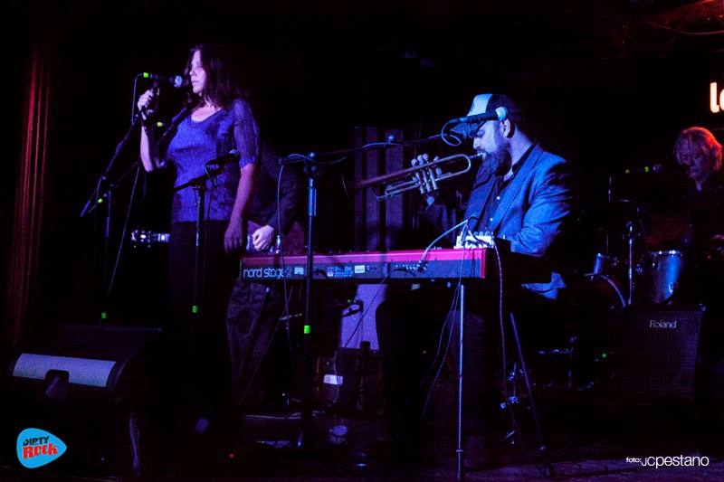The Delines presentan Colfax en concierto Valencia España The Delines presentan Colfax en concierto Valencia España