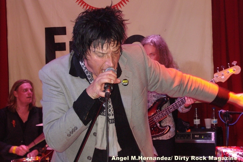 DIAMOND DOGS DIRTY ROCK ANGEL MANUEL HERNANDEZ MONTES 9