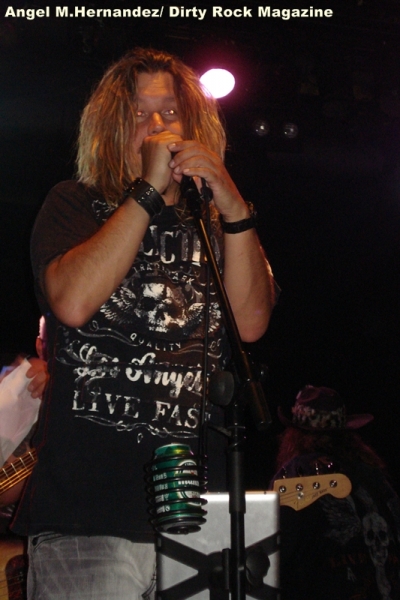 TOKYO BLADE MADRID DIRTY ROCK ANGEL MANUEL HERNANDEZ MONTES 5