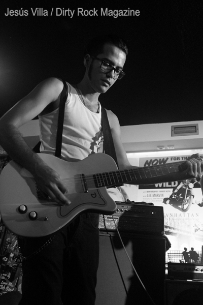 TheeBlindCrows-Baña-HotVulcan-20150925-04