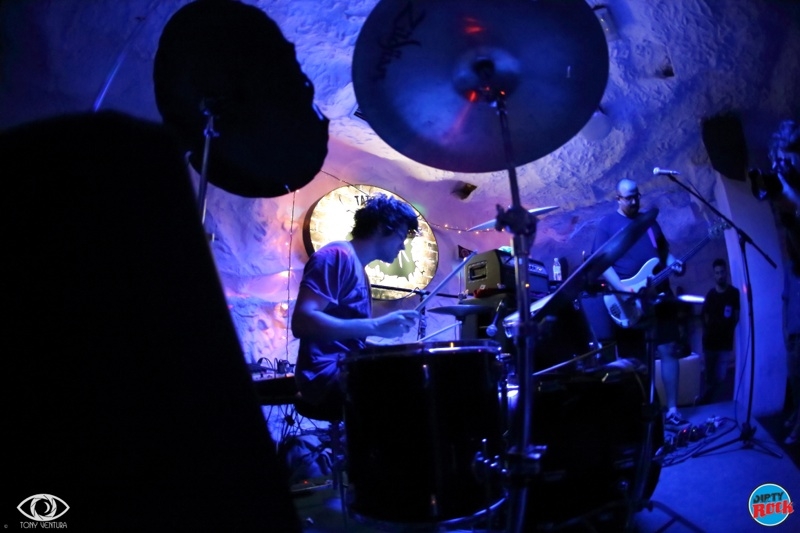 baña-cenícalo-Thee Blind Crows02