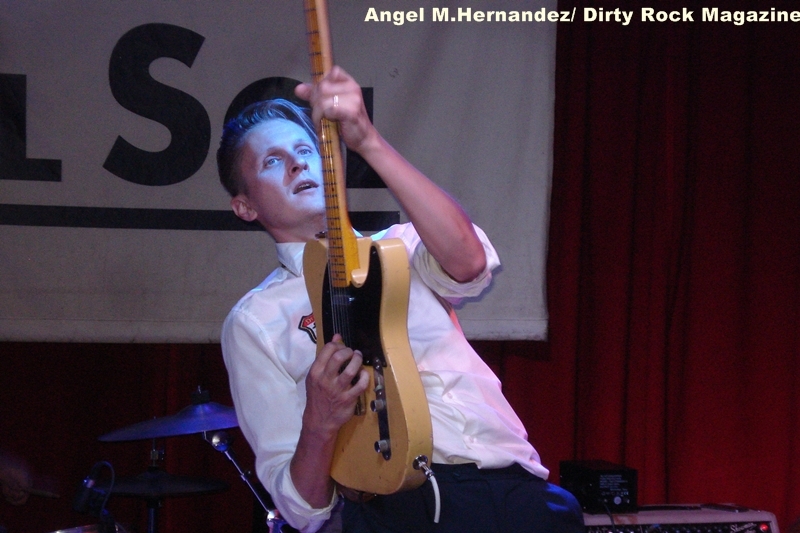The Dragtones sala el sol Dirty Rock Angel Manuel Hernandez Montes 9