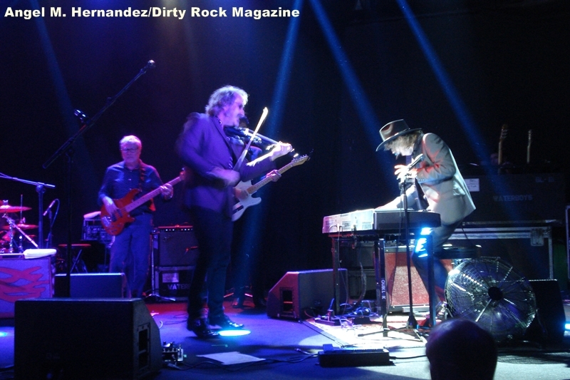 THE WATERBOYS ANGEL MANUEL HERNANDEZ MONTES DIRTYROCK 9