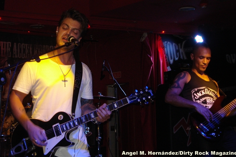 VIRGIL AND THE ACCELERATORS ANGEL MANUEL HERNANDEZ MONTES DIRTY ROCK 10