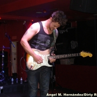 VIRGIL AND THE ACCELERATORS ANGEL MANUEL HERNANDEZ MONTES DIRTY ROCK 9