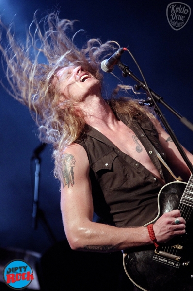 Jared James Nichols Bilbao, Sala Santana 27