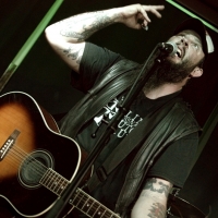 Bob Wayne & The Outlaw Carnies en el Kafe Antzokia 2015