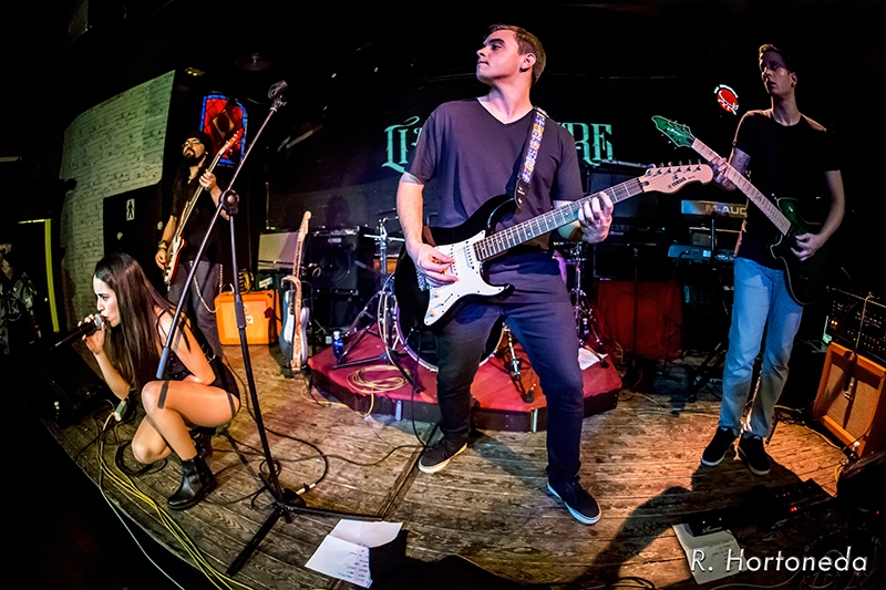 Liar Desire en concierto.11