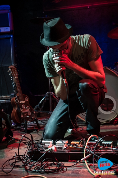 Caustic Roll Dave en concierto Barcelona 2015.5