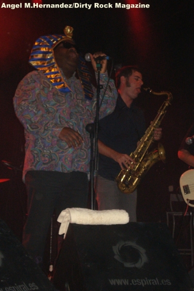 barrence whitfield and the savages dirty rock angel manuel hernandez montes 8