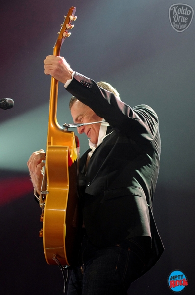 Bryan Adams presentó en el Bizkaia Arena de Bilbao su nuevo disco Get Up 2016