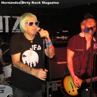 uk subs dirty rock 002