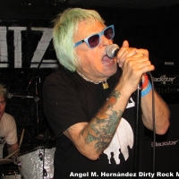 uk subs dirty rock 009