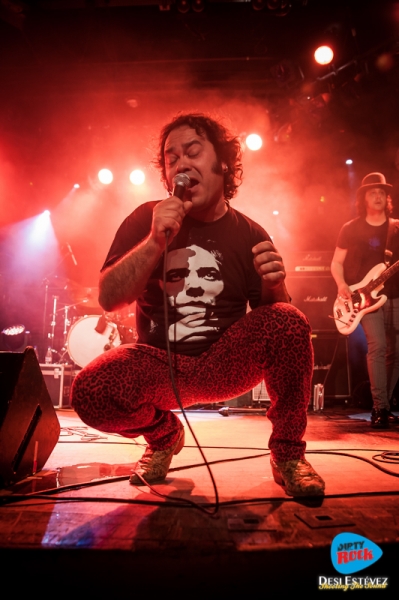 Schizophrenic Spacers Sala Bikini Curtcircuit.13