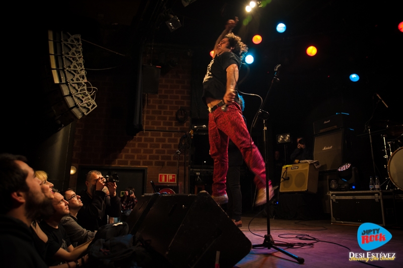 Schizophrenic Spacers Sala Bikini Curtcircuit.6