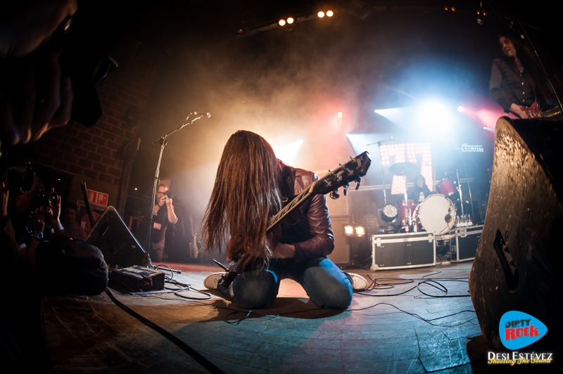 Seventy seven ‘77 en la sala Bikini Curtcircuit.11
