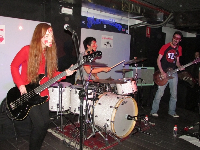 red apple madrid 003