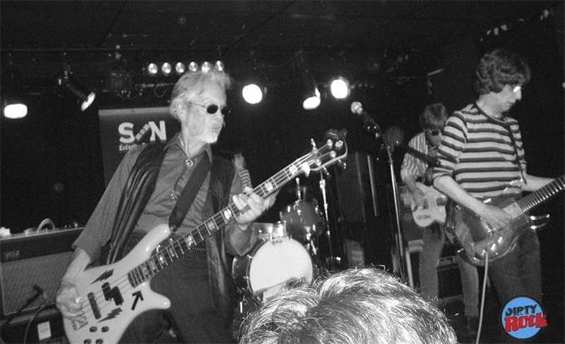 Flamin' Groovies muestran acción en su 50 aniversario.3