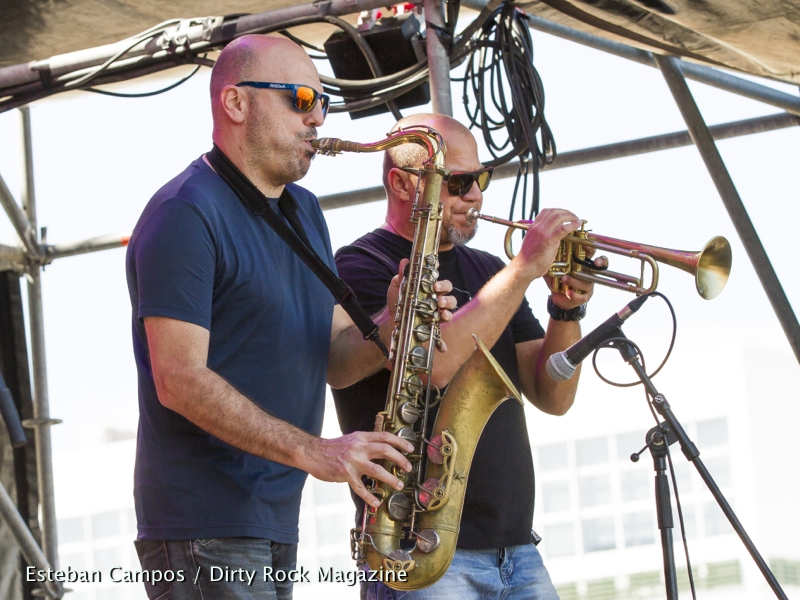 Zona backstage-volpe band-IMG_2524_103 Zona backstage-volpe band-IMG_2524_103