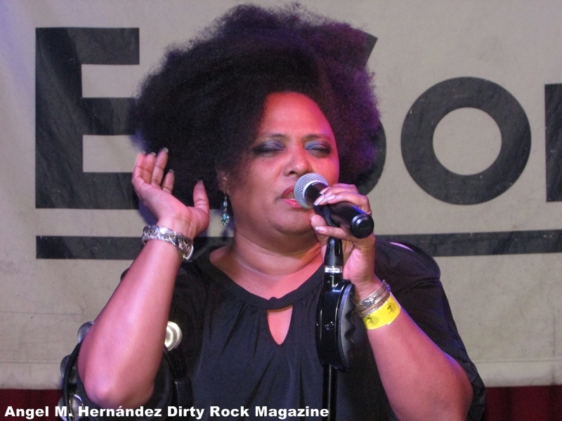 the bellrays 002