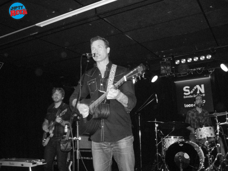 Corb Lund & The Hurtin’ Albertans en concierto