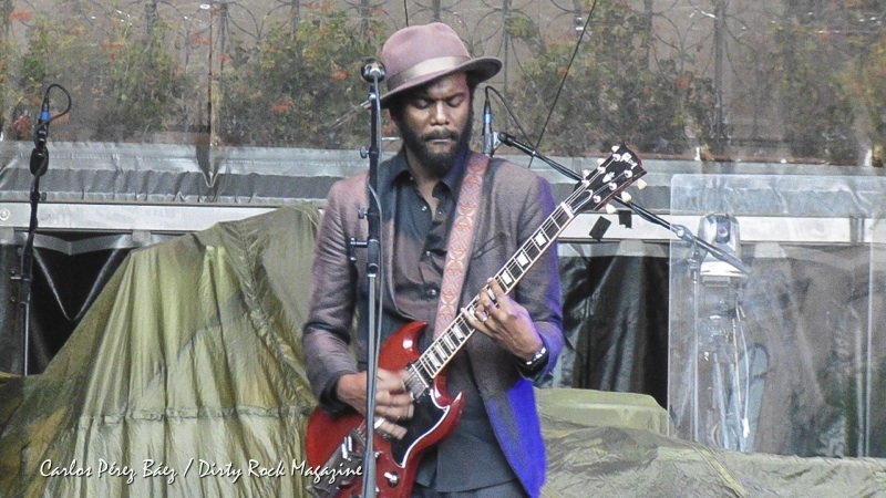 Gary Clakr Jr teloneando a Neil Young en Barcelona 2016