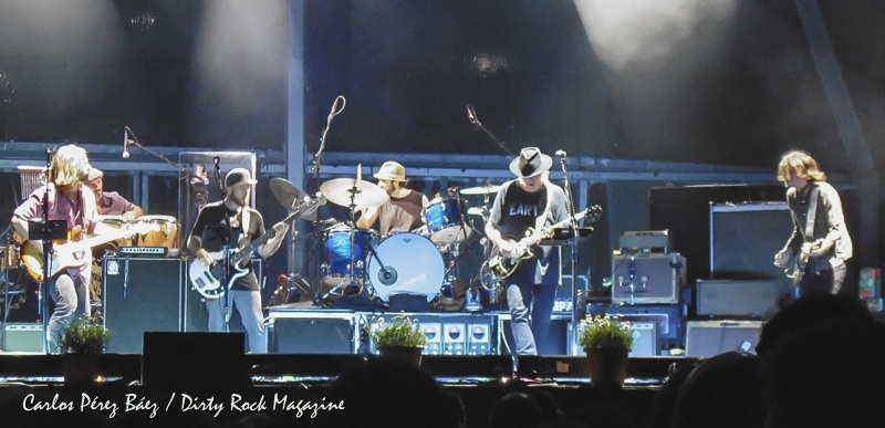 Neil Young and Promise of The Real en Barcelona 2016 Pobe Espanyol