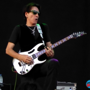 Steve Vai en las Noches del Botánico Madrid 2016.7