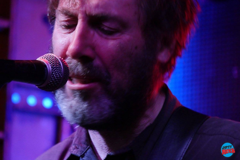 Peter Bruntnell presenta su nuevo disco Nos Da Comrade en Madrid.5