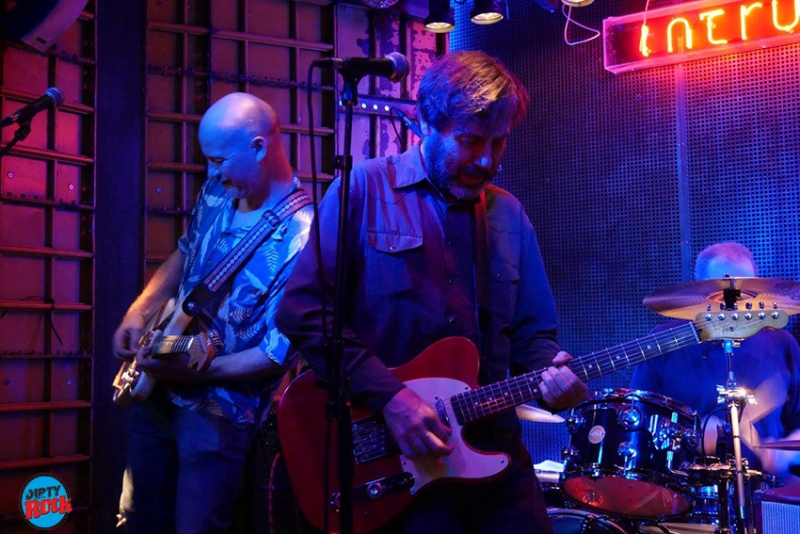 Peter Bruntnell presenta su nuevo disco Nos Da Comrade en Madrid.8