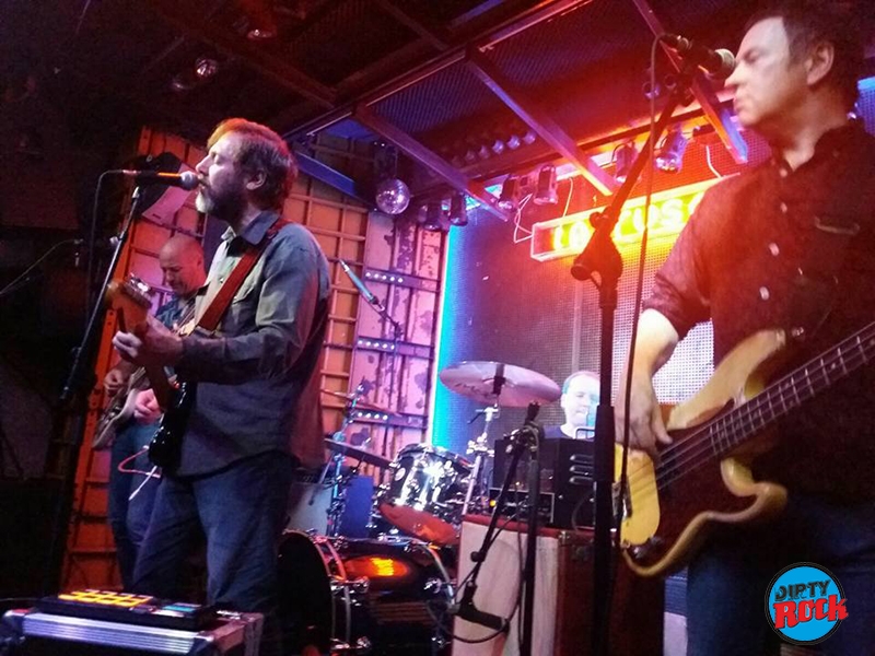 Peter Bruntnell presenta su nuevo disco Nos Da Comrade en Madrid
