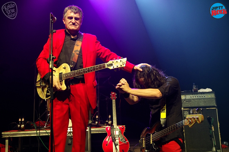Wyoming y Los Insolventes en el Kafe Antzokia 2016.11