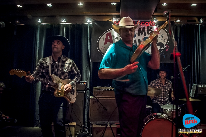 Deke Dickerson and The Sex-Phonics en Barcelona 2016. Deke Dickerson and The Sex-Phonics en Barcelona 2016.