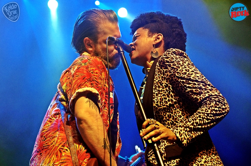 Nikki Hill Band en el Kafe Antzokia de Bilbao Nikki Hill Band en el Kafe Antzokia de Bilbao