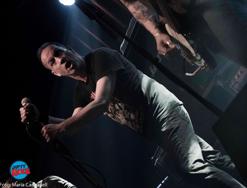 Resabiados abriendo para The Damned en Valencia 2016.