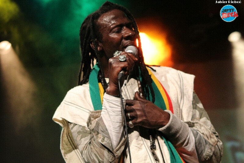 Capital Sonora Baba Sall 02-13-10.24.40 Capital Sonora Baba Sall 02-13-10.24.40