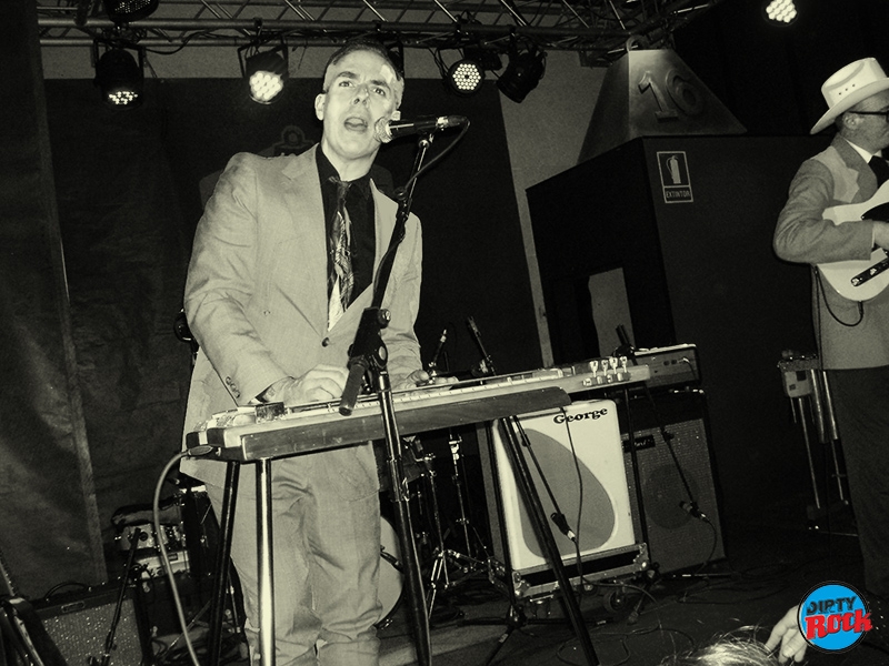 Ray Collins' Hot Club y Los Locos del Oeste Valencia
