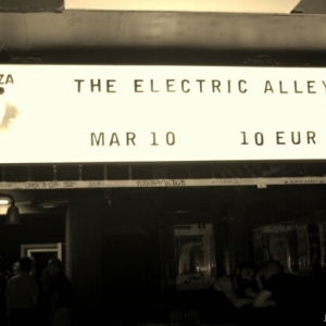 The Electric Alley Sala La Choza 03-12-06.00.34