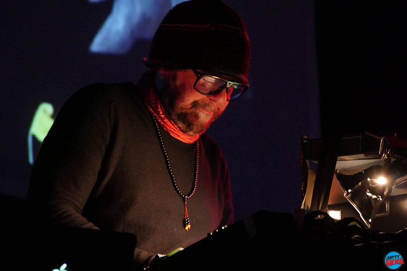 Daniel Lanois crónica Madrid 2017 Teatro Lara.7