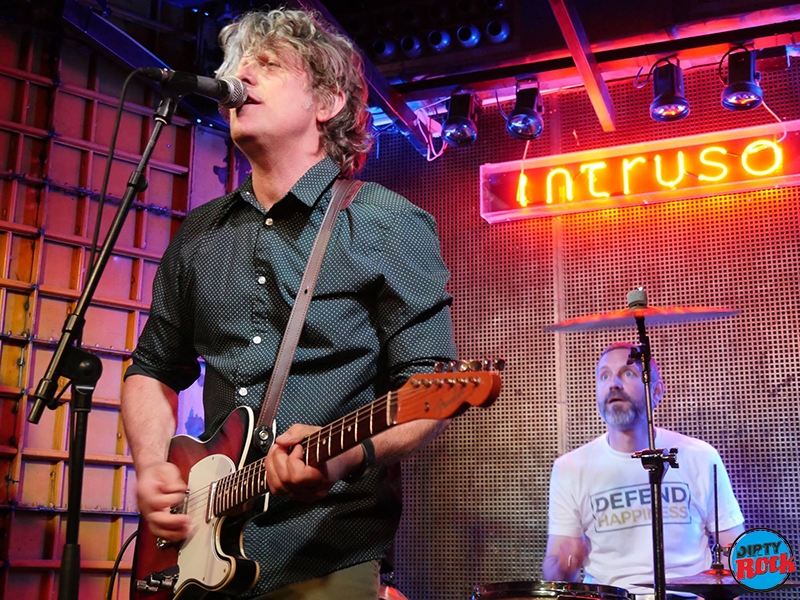 Erik Voeks & The Spanglish Settlement presentó So The Wind Won’t Blow It All Away.2