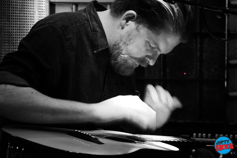 John Smith presentó su nuevo disco Headlong John Smith presentó su nuevo disco Headlong