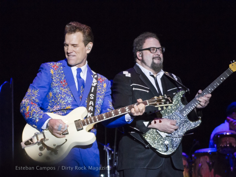 Chris Isaak-IMG_3836_100 Chris Isaak-IMG_3836_100