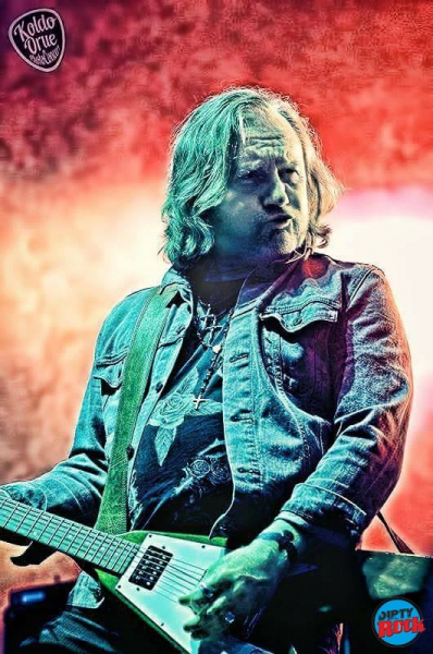 Thunder en el Azkena Rock Festival 2017