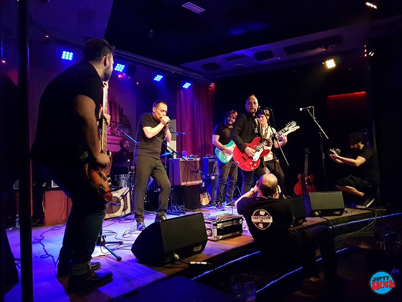 The 44 Dealers celebraron su décimo aniversario con Blues.4 The 44 Dealers celebraron su décimo aniversario con Blues.4