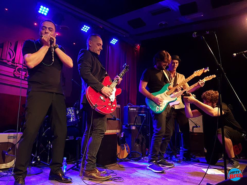The 44 Dealers celebraron su décimo aniversario con Blues.5 The 44 Dealers celebraron su décimo aniversario con Blues.5